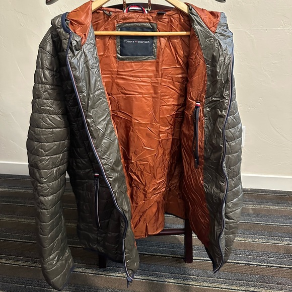 Tommy Hilfiger Puffer Jacket - Picture 2 of 5